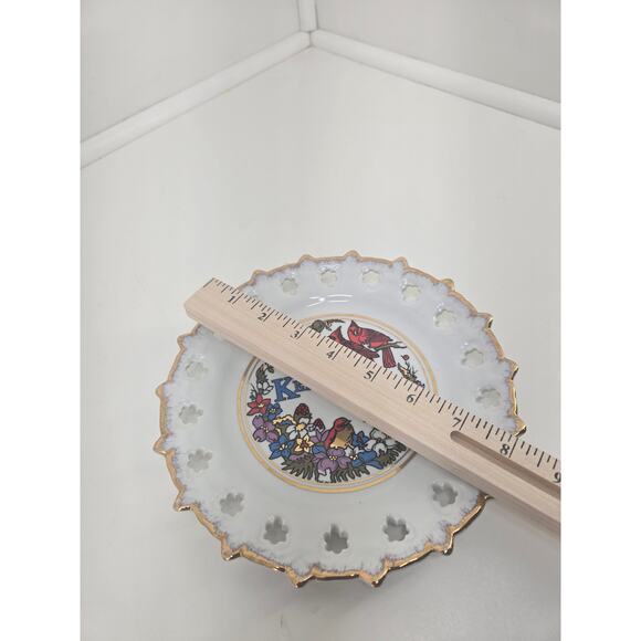 Vintage Kentucky Souvenir Plate Cardinal Finch State Flower Display - Picture 2 of 3